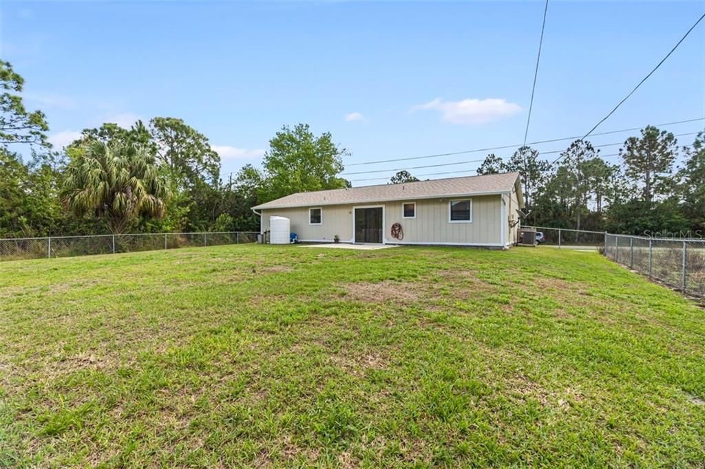 Recently Sold: $179,000 (3 beds, 2 baths, 1040 Square Feet)