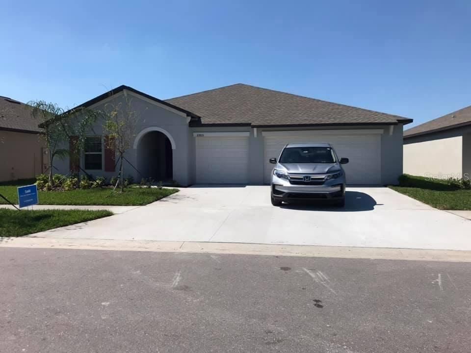 Recently Sold: $318,890 (4 beds, 3 baths, 2557 Square Feet)