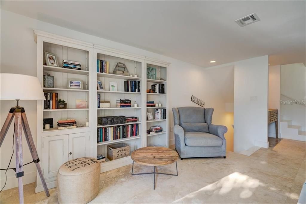 Recently Sold: $599,000 (3 beds, 2 baths, 1850 Square Feet)