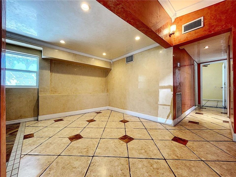 Недавно продано: $169,900 (3 спален, 1 ванн, 1156 Квадратных фут)