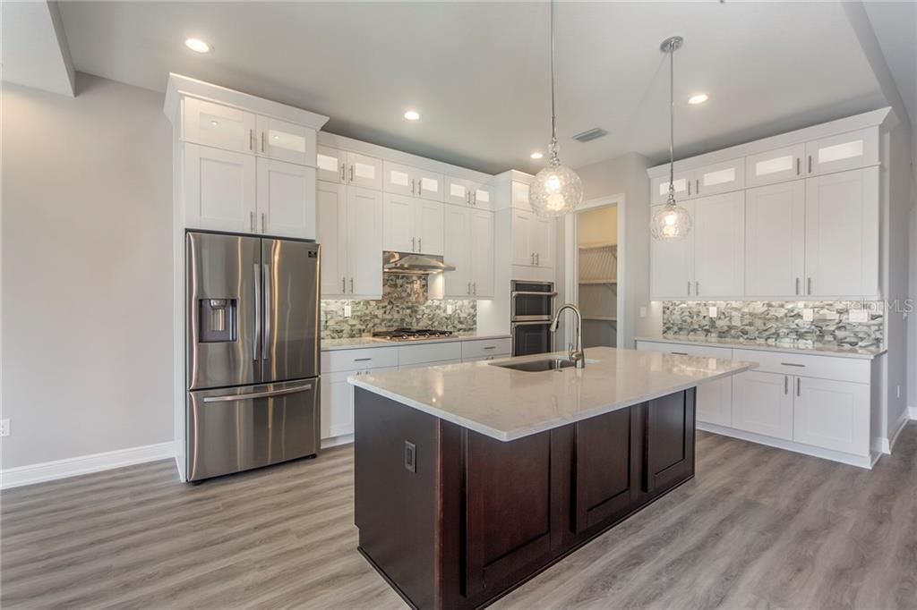Recently Sold: $1,249,000 (3 beds, 2 baths, 2334 Square Feet)