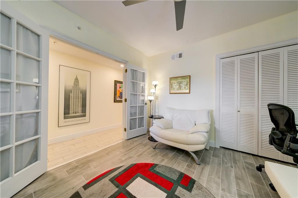 Recently Sold: $1,100,000 (3 beds, 3 baths, 1740 Square Feet)