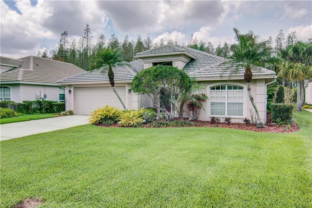 Recently Sold: $470,000 (3 beds, 2 baths, 2038 Square Feet)