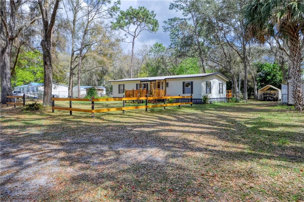 Recently Sold: $79,900 (3 beds, 2 baths, 1104 Square Feet)