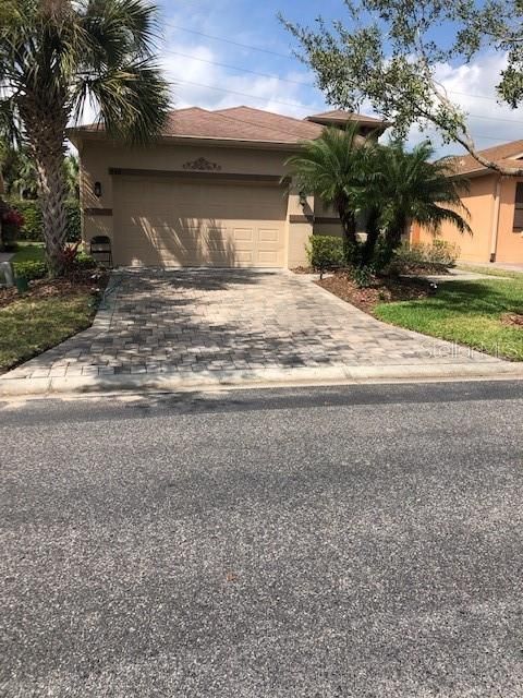 Recently Sold: $189,000 (2 beds, 2 baths, 1495 Square Feet)