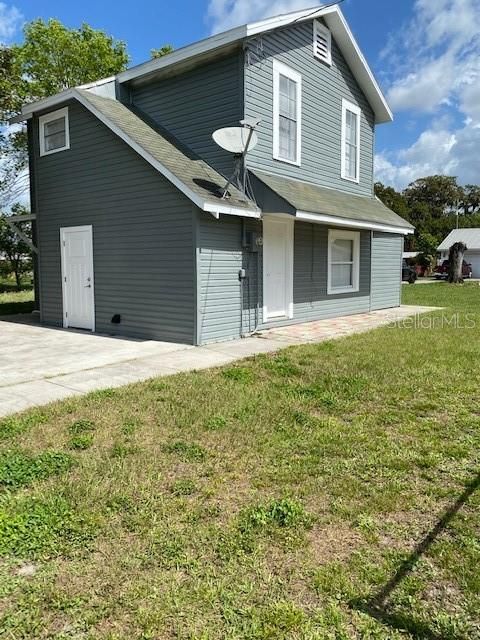Recently Sold: $134,000 (3 beds, 2 baths, 1100 Square Feet)