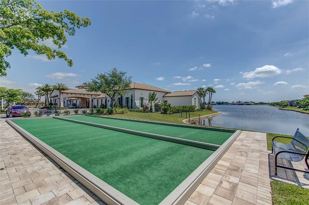 Recently Sold: $464,410 (4 beds, 3 baths, 2368 Square Feet)