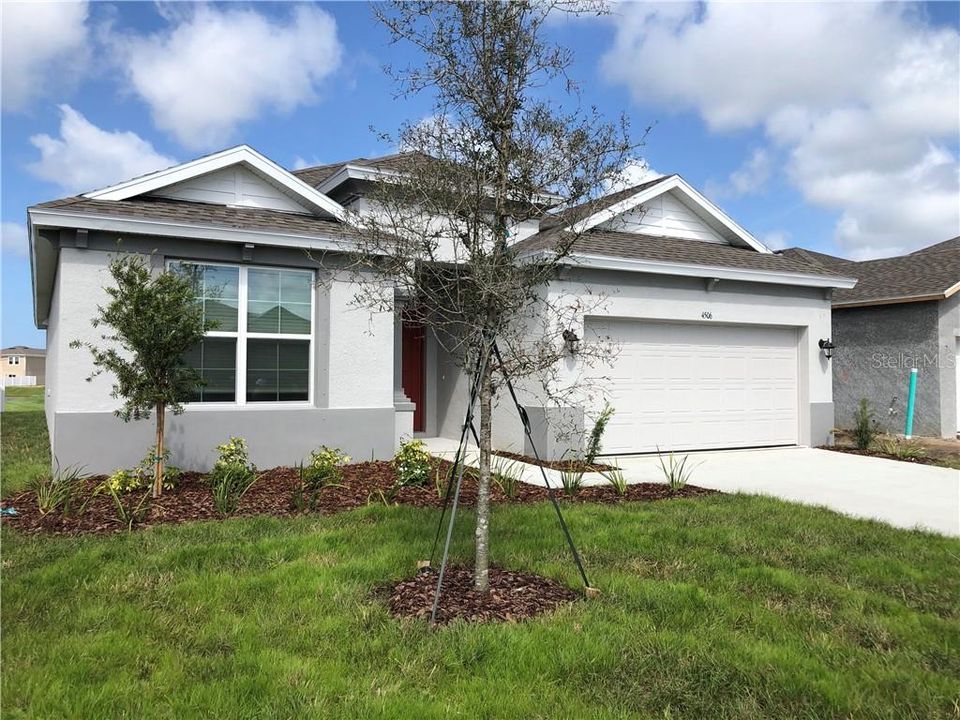 Recently Sold: $300,630 (4 beds, 2 baths, 2004 Square Feet)