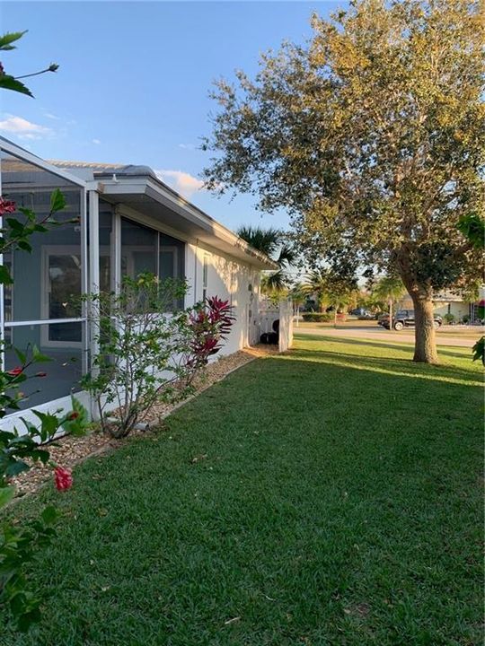 Recently Sold: $575,000 (3 beds, 2 baths, 1524 Square Feet)