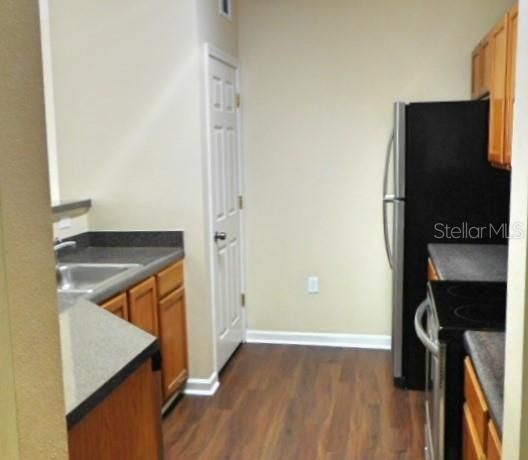 Recently Rented: $1,000 (1 beds, 1 baths, 800 Square Feet)