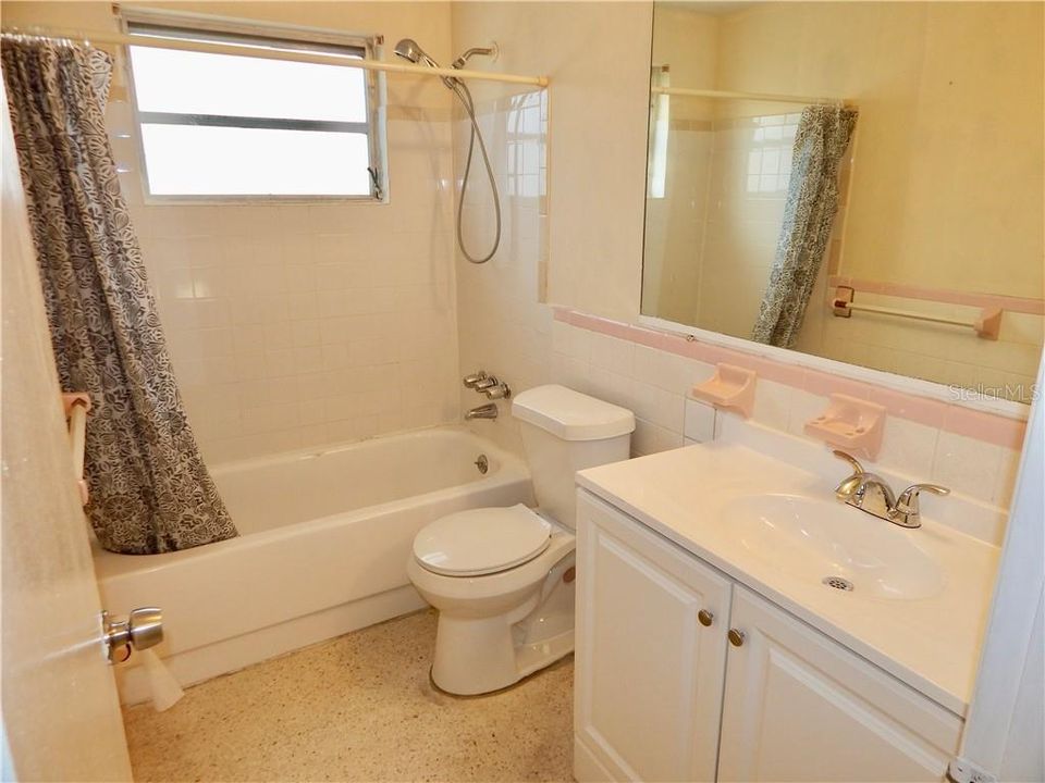 Недавно арендовано: $975 (2 спален, 1 ванн, 1001 Квадратных фут)
