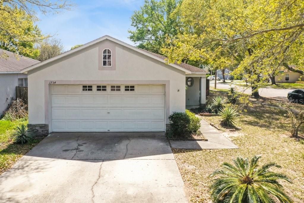 Recently Sold: $249,900 (3 beds, 2 baths, 1300 Square Feet)