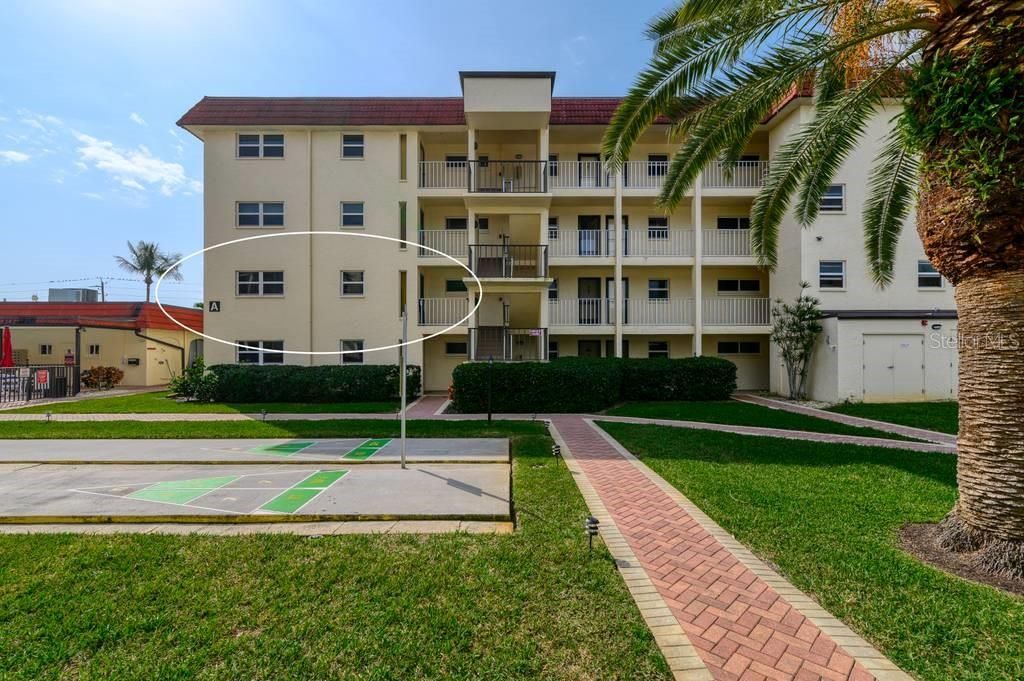 Recently Sold: $499,000 (2 beds, 2 baths, 940 Square Feet)