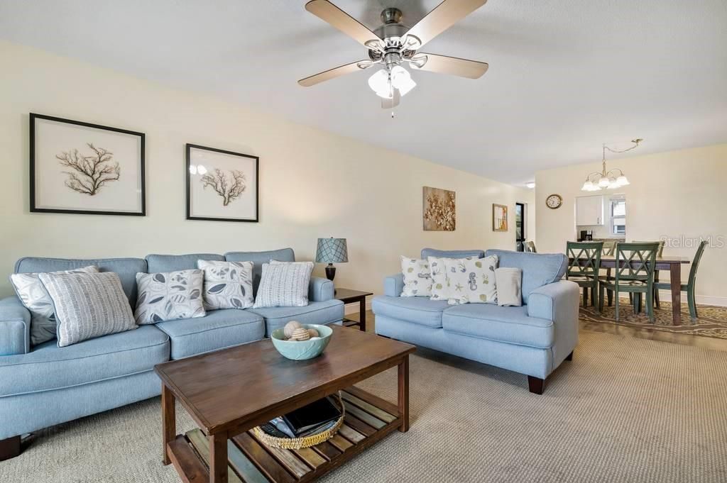 Recently Sold: $499,000 (2 beds, 2 baths, 940 Square Feet)