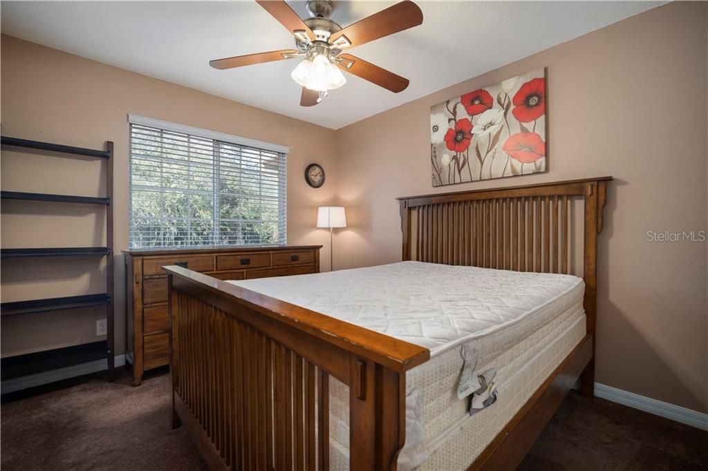 Vendido Recientemente: $205,000 (3 camas, 2 baños, 1920 Pies cuadrados)