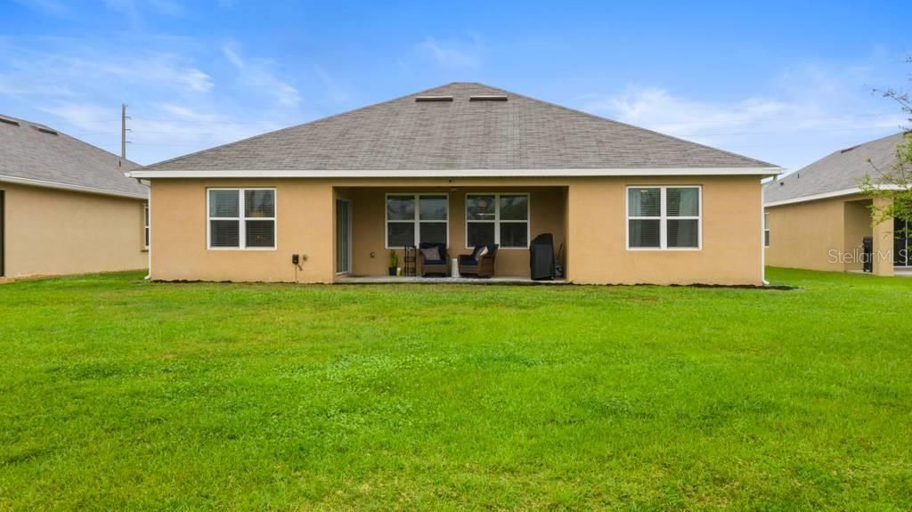 Recently Sold: $329,000 (4 beds, 2 baths, 2339 Square Feet)