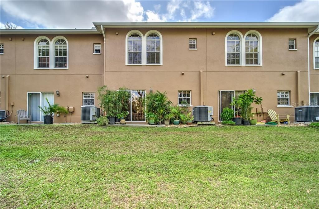 Recently Sold: $193,000 (2 beds, 2 baths, 1448 Square Feet)