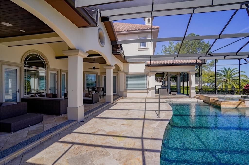 Recently Sold: $2,150,000 (8 beds, 5 baths, 8222 Square Feet)