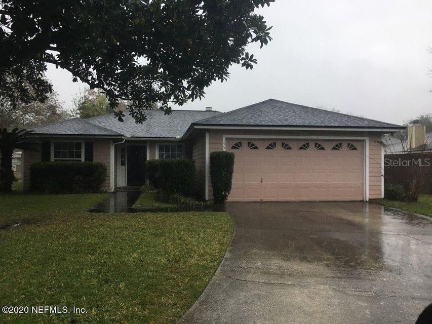 Recently Sold: $237,500 (3 beds, 2 baths, 1381 Square Feet)