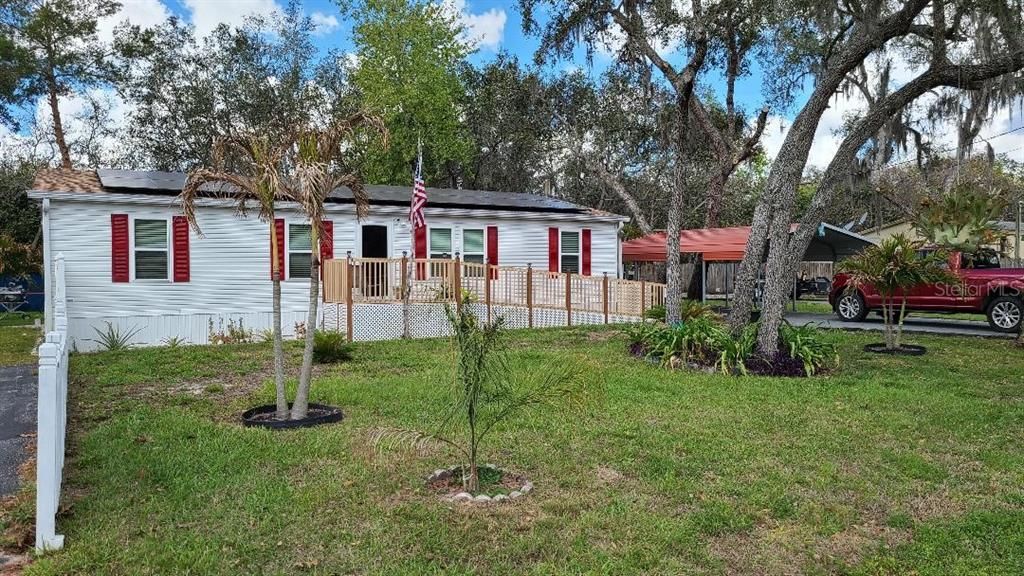 Recently Sold: $156,900 (3 beds, 2 baths, 1242 Square Feet)