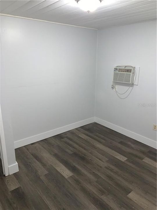 Recently Rented: $900 (3 beds, 1 baths, 850 Square Feet)