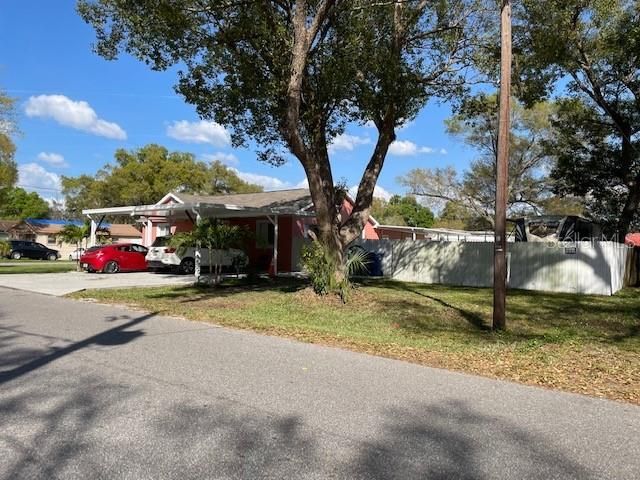 Recently Sold: $299,000 (4 beds, 3 baths, 1380 Square Feet)
