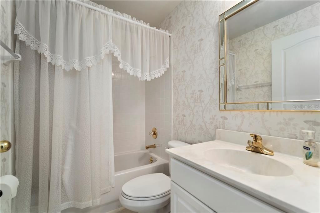 最近售出: $197,000 (2 贝兹, 2 浴室, 1562 平方英尺)