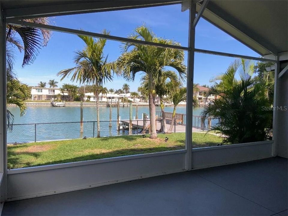 Recently Sold: $750,000 (3 beds, 2 baths, 2440 Square Feet)