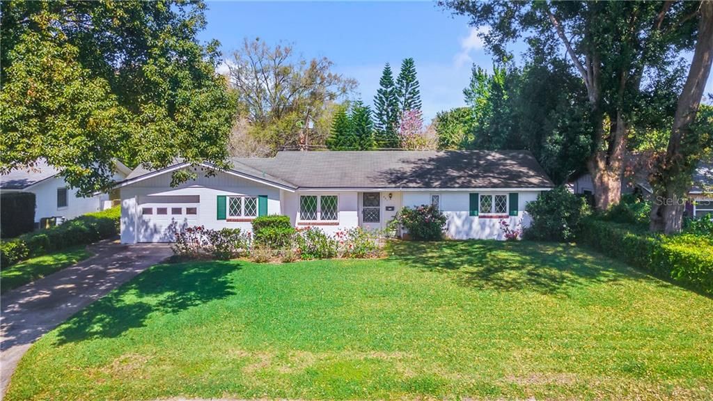 Recently Sold: $229,900 (3 beds, 2 baths, 1349 Square Feet)