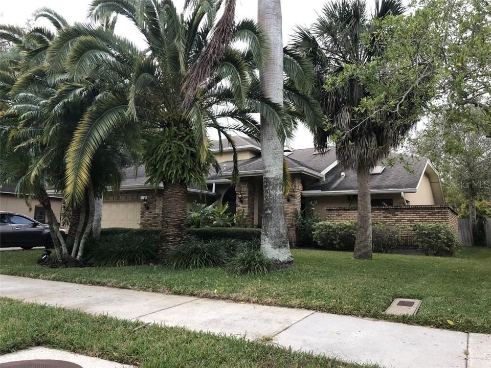 Recently Sold: $605,000 (4 beds, 3 baths, 2642 Square Feet)
