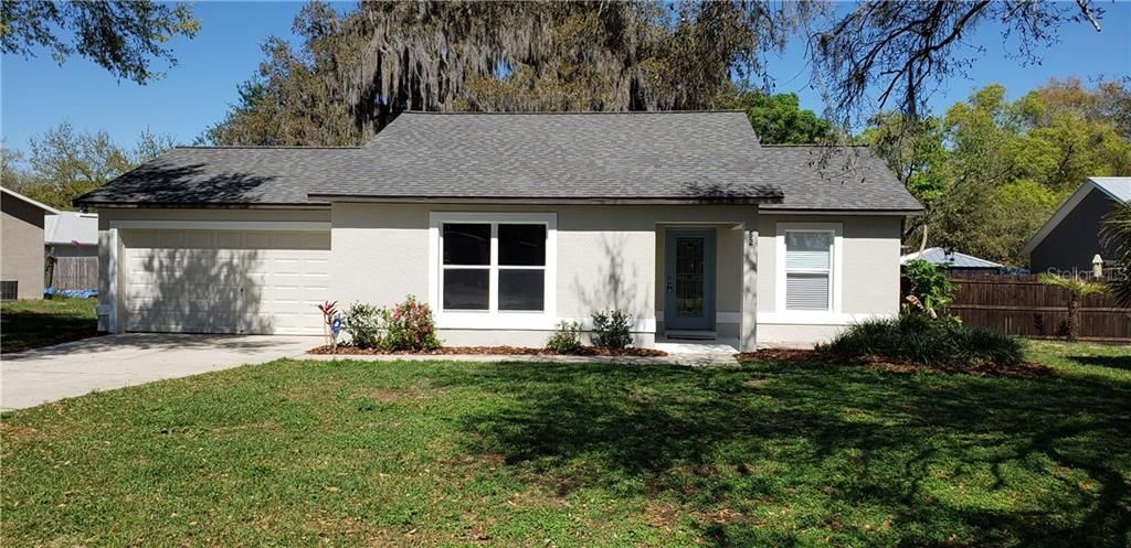 Recently Sold: $204,900 (3 beds, 2 baths, 1038 Square Feet)