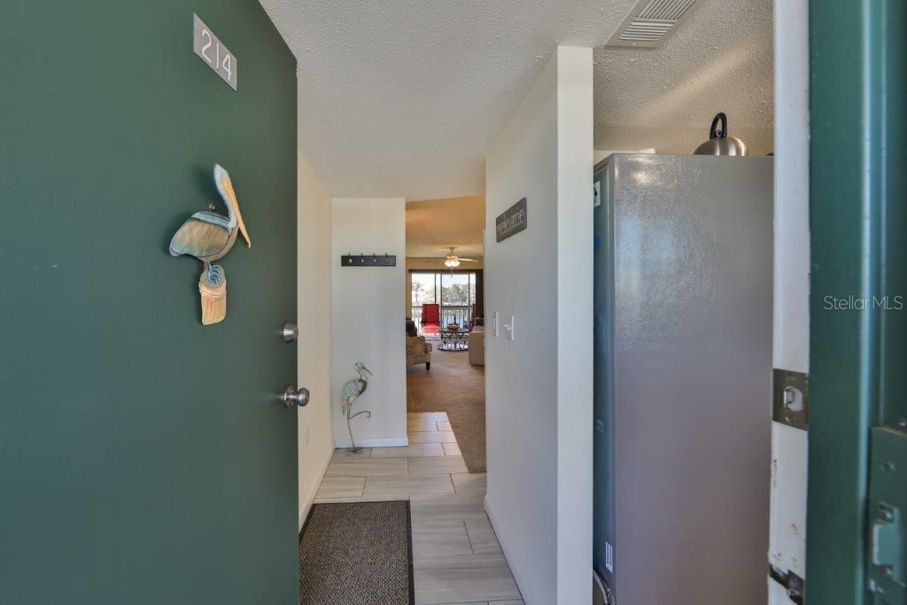 Recently Sold: $200,000 (2 beds, 2 baths, 1084 Square Feet)