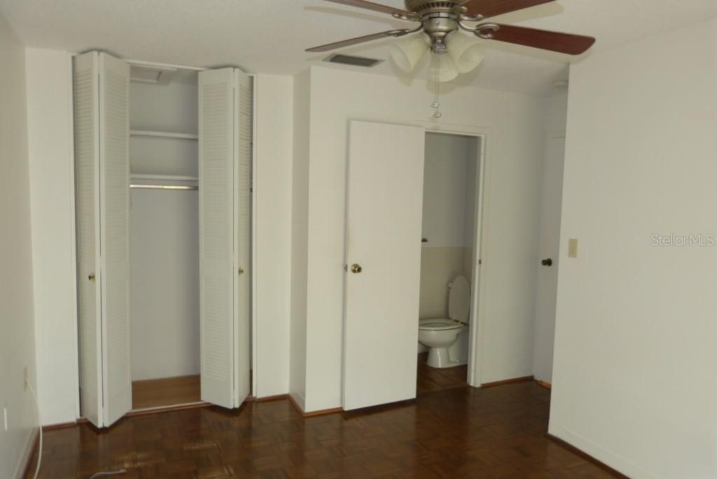 Recently Rented: $1,250 (2 beds, 1 baths, 900 Square Feet)