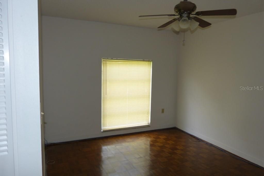 Recently Rented: $1,250 (2 beds, 1 baths, 900 Square Feet)
