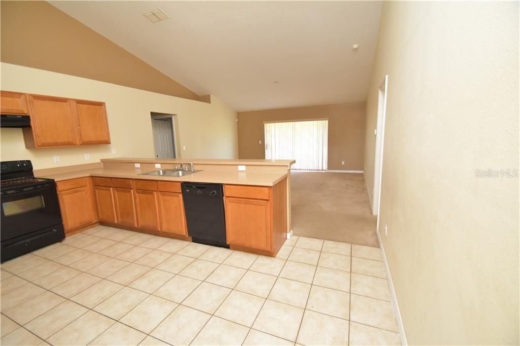 Recently Sold: $245,000 (3 beds, 2 baths, 1825 Square Feet)