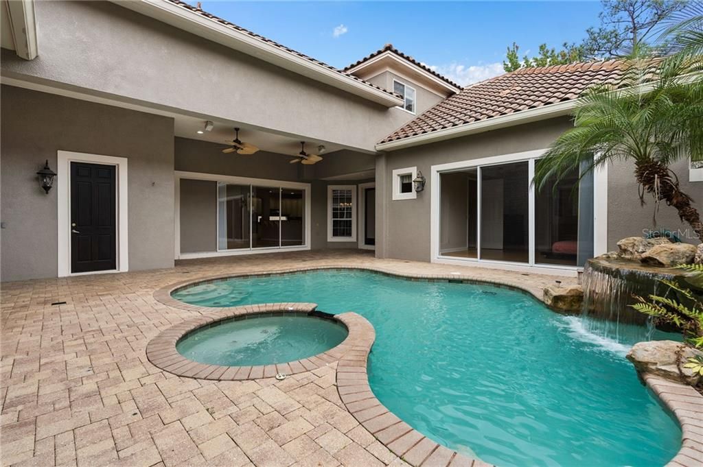 Recently Sold: $679,900 (5 beds, 4 baths, 3649 Square Feet)