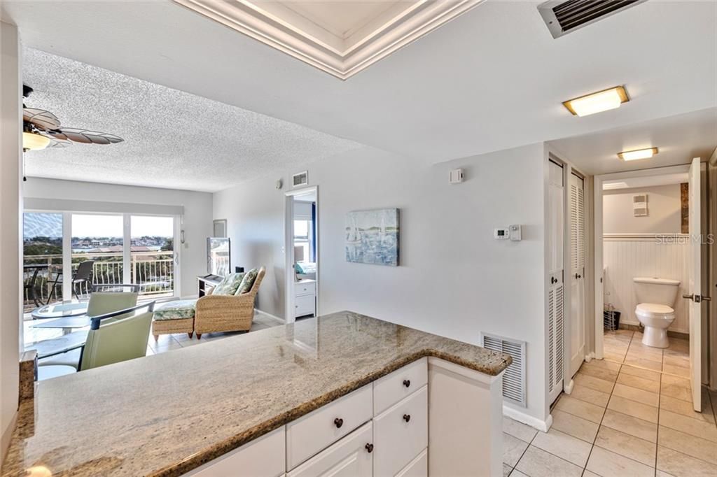 Recently Sold: $239,000 (1 beds, 1 baths, 745 Square Feet)