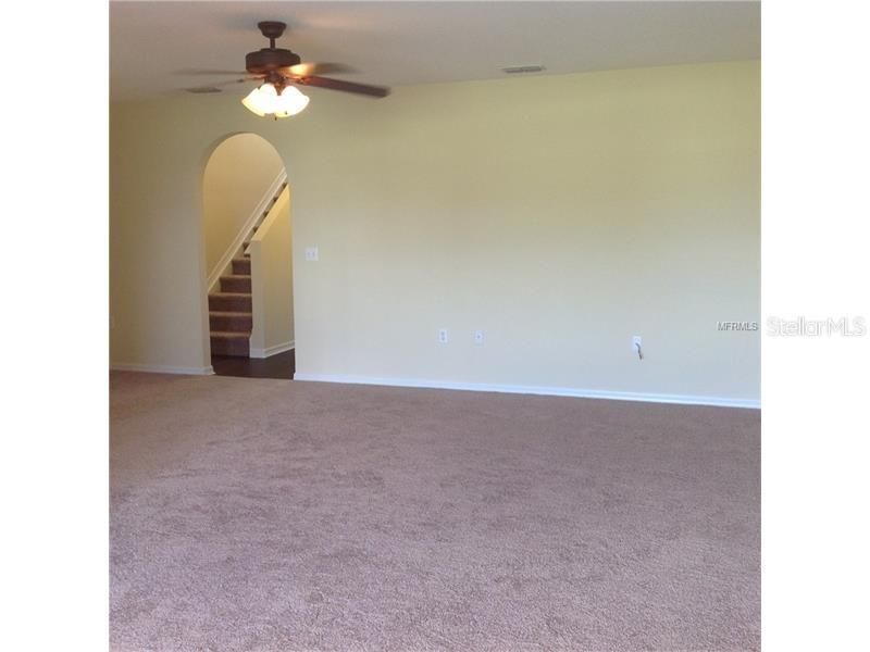 Recently Rented: $1,595 (3 beds, 2 baths, 1771 Square Feet)