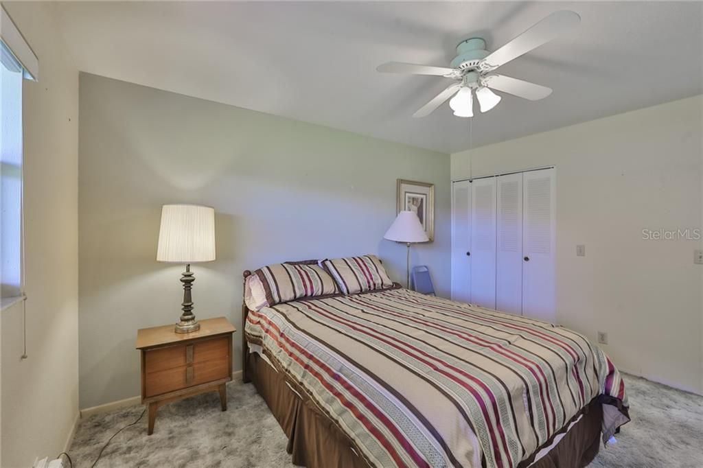 Master bedroom has a queen size bed and is a very good size, with a walk-in closet.