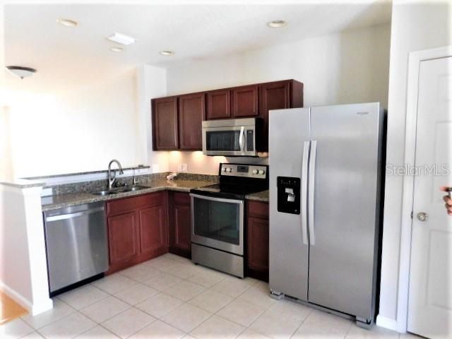 Recently Rented: $1,250 (2 beds, 2 baths, 1134 Square Feet)