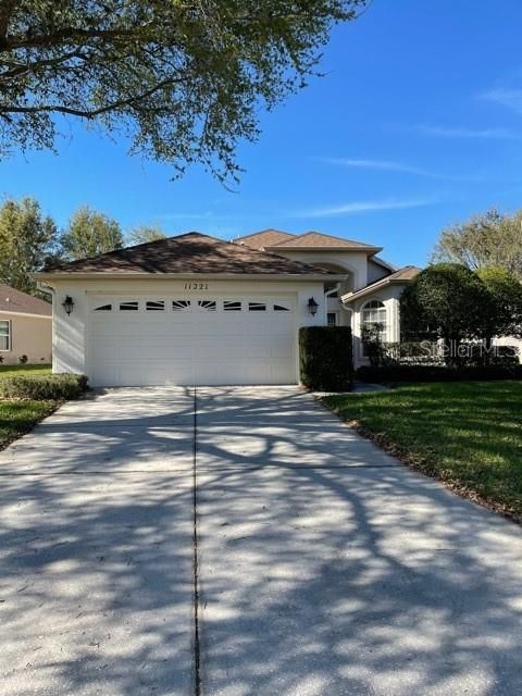 Recently Sold: $237,500 (3 beds, 2 baths, 1728 Square Feet)