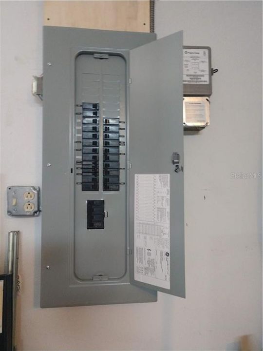 200 amp General Electric service panel installed 2016.