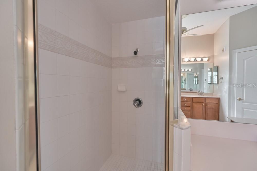 最近售出: $663,000 (3 贝兹, 2 浴室, 2853 平方英尺)