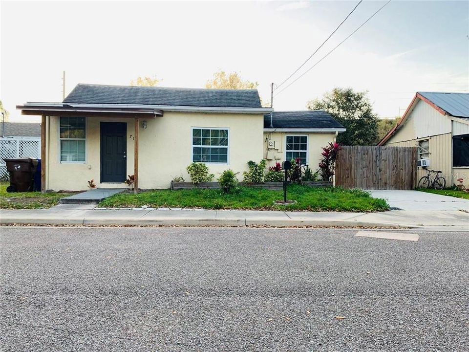 Recently Sold: $130,000 (3 beds, 2 baths, 1097 Square Feet)