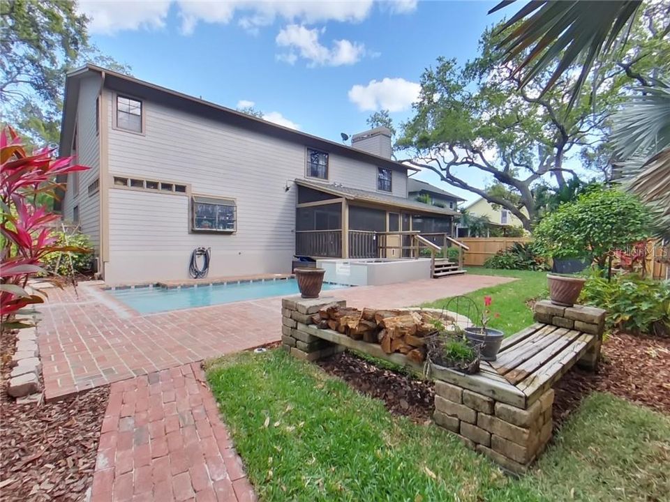 Recently Sold: $700,000 (4 beds, 3 baths, 3341 Square Feet)
