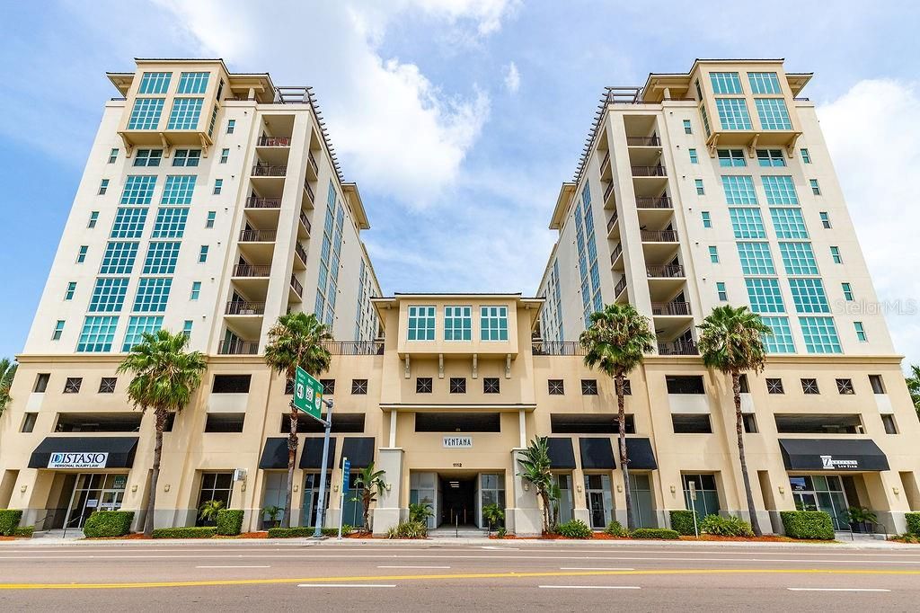 Recently Sold: $626,000 (2 beds, 2 baths, 1927 Square Feet)