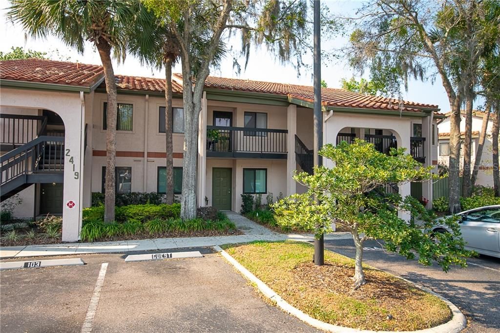 Recently Sold: $239,000 (2 beds, 2 baths, 1004 Square Feet)