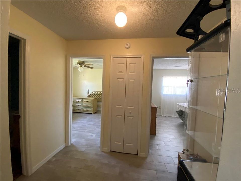 Recently Sold: $194,490 (3 beds, 2 baths, 1302 Square Feet)