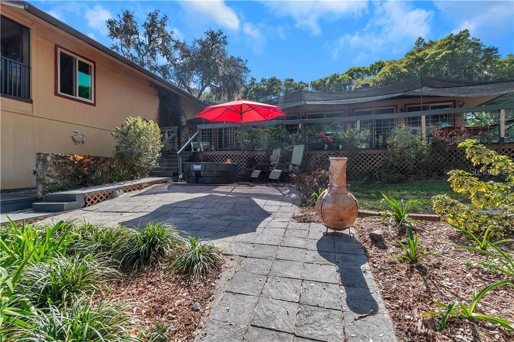 Recently Sold: $875,000 (3 beds, 4 baths, 3499 Square Feet)