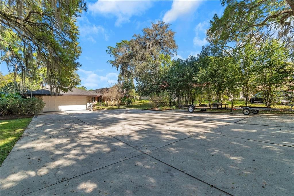 Recently Sold: $875,000 (3 beds, 4 baths, 3499 Square Feet)